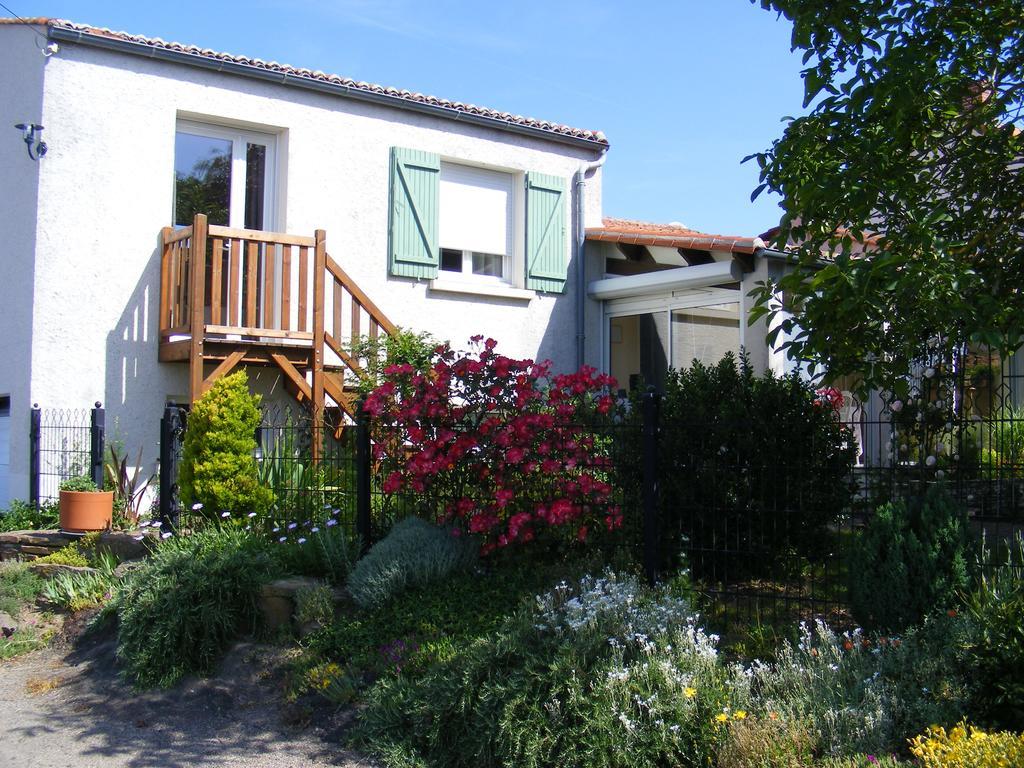 Chambres D'Hotes Vignes Et Loire Drain Eksteriør billede